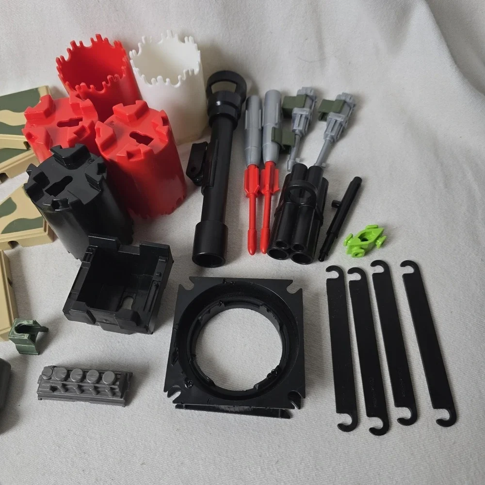 Construx Fisher Price 1980's Military Mixed Lot Of‎ Pieces